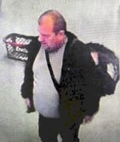 POL-BO: Rasierklingen gestohlen: Wer kennt diesen Mann?