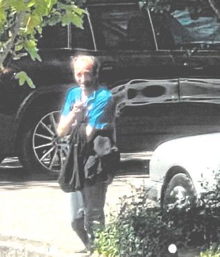 Wer kann Angaben zu dem unbekannten Tatverdächtigen machen?