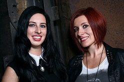 Nadine d’Arachart und Sarah Wedler Foto Oliver Haas