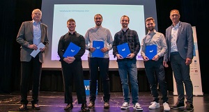 v.li. Dr. Emde mit Förderpreisträger N. Schwarz, M. Barth, N. Reuter, J. Stockemer und Vorsitzender M. Ludwig  Heiner Engelter | VDI  All rights reserved