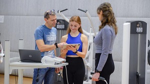 In sechs Semestern bekommen die Studierenden des neuen Bachelorstudiengangs Gesundheitswissenschaften unter anderem Einblick in die Analyse von Fitnessdaten.  Universität Trier