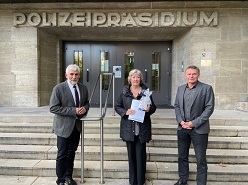 Die Preisträger der NFL-Wissenschaftspreise 2023: Philipp Seelemeyer, Dr.-Ing. Mohamed Khalil Ben Larbi und Malte Schuchard.  Kristina Rottig/TU Braunschweig