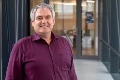 Prof. Dr. Siegfried Waldvogel ist neuer Direktor am MPI für Chemische Energiekonversion.  MPI CEC