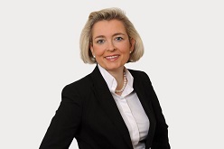 Prof. Dr. Kirsten Hermann  SRH Fernhochschule