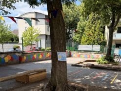 Neuer Schwung auf dem Schulhof in Bochum Leithe