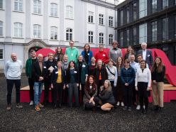 Zehn Projektteams der DATIpilot Innovationscommunity CirTex sind im Februar erstmals zu einem gemeinsamen Kick-off in Augsburg zusammengekommen. Quelle: Samira Schubert Copyright: CirTex