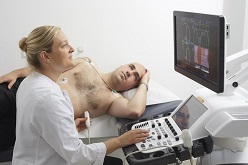 Dr. Caroline Morbach leitet das Echokardiographie-Labor im Deutschen Zentrum für Herzinsuffizienz Würzburg (DZHI). Gregor Schläger