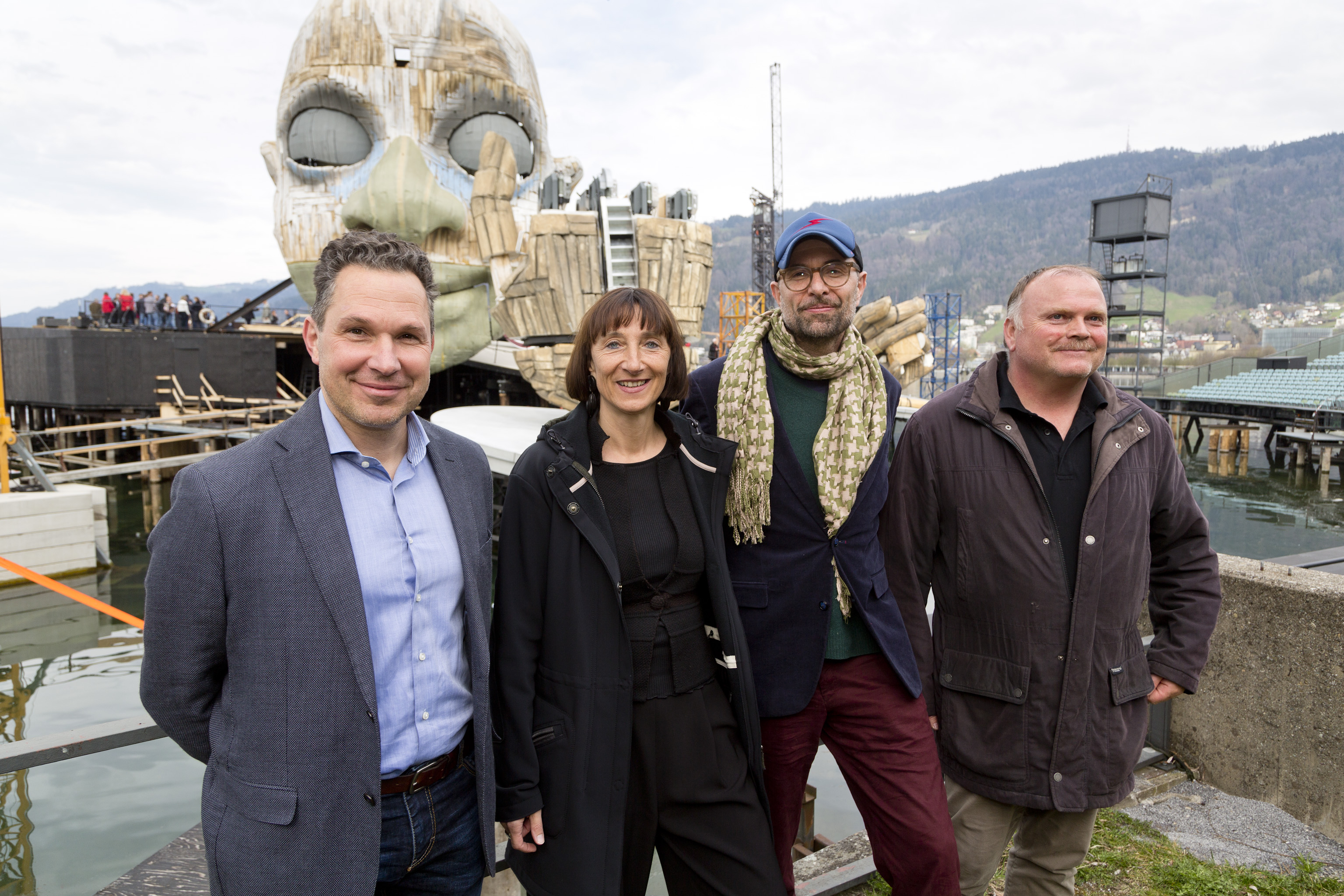 Wolfgang Urstadt (Technischer Direktor der Bregenzer Festspiele), Elisabeth Sobotka (Intendantin der Bregenzer Festspiele), Philipp Stölzl (Bühne und Inszenierung Rigoletto