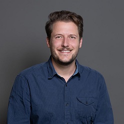 Dr. Bastian Krieger  Anna Logue