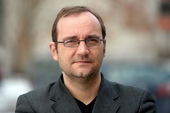 Dr. Sven Grampp, Lehrstuhl für Medienwissenschaft an der FAU.  Foto: FAU/Harald Sippel