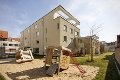 Eine „soziale Preisbindung” gilt für die meisten Wohnungen in der Nürnberger Wohnanlage St. Ludwig der Joseph-Stiftung.  Joseph-Stiftung Bamberg