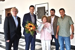  Von rechts nach links: Lothar Gräfingholt, Thomas Eiskirch, Anne Bönnighaus, Markus Heißler und Frank Frisch, Klimaschutzbeauftragter des Umwelt- und Grünflächenamtes