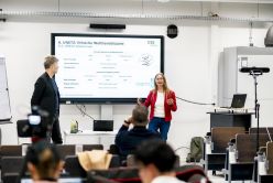 Präsentation Working Paper Prof. Dr. Brigitta Herrmann, Christian Felber Eriv Greven CBS International Business School