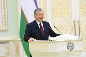 Usbekistans Präsident Shavkat Mirziyoyev setzt sich für die deutsch-usbekischen Beziehungen ein