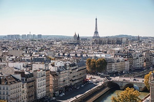 Paris im Herbst Symbolbild Foto  Alexander Kagan on Unsplash