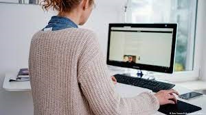 Stellensuche bei Onlinebörsen Sxmbolbild