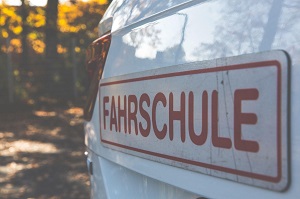 Fahrschule Symbolfoto von Markus Spiske auf Pexels