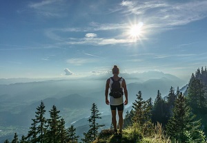 Abenteuerreisen und Trekking Urlaube Symbolbild