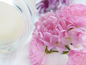 Beauty  und Pflegetipps für den Sommer 2024 Symbolfoto