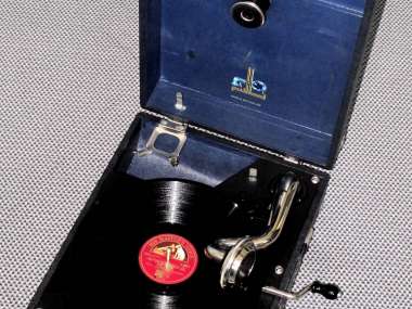 Grammophon Symbolbild