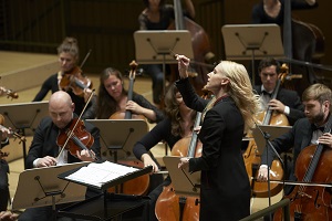 LLW und das Swiss Orchestra in Aktion_Foto Dominic Büttner