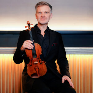Willi Zimmermann  Violine und Leitung  Foto Harald Hoffmann_