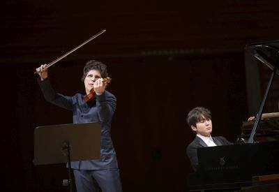 Hadelich und Cho Konzertfoto von Priska Ketterer Lucerne Festival