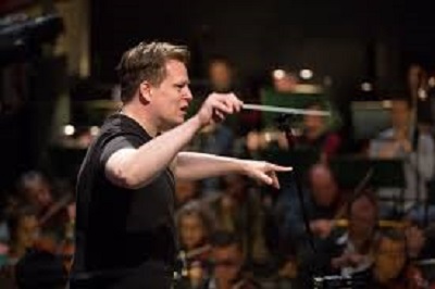 Dirigent Tobias Ringborg
