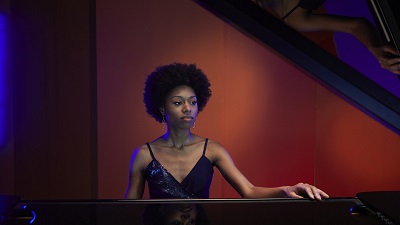 Isata Kanneh-Mason Solistin am Piano Symbolfoto