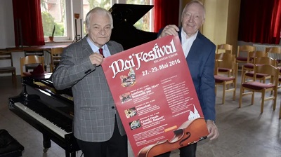 Violinist und Festivalgründer Luz Leskowitz (l.) und Michael Schopf vom MRK Foto von 2016