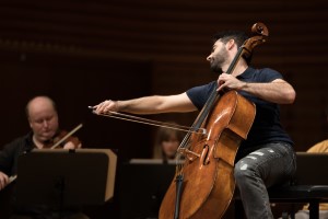 Pablo Ferrández  Violoncello mit den Festival Strings Lucerne Foto Fabrice Umiglia 