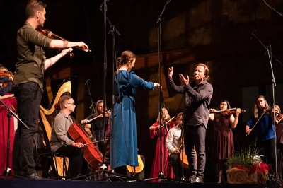 Kristjan-Jaervi-dirigiert-das-Baltic-Sea-Philharmonic-Foto-Peter-Adamik