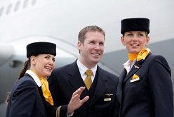  Lufthansa-Flugbegleiter