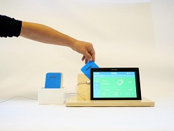 Die SmartCards können verschiedene Funktionen aufrufen - zum Beispiel die Wetter-App starten  Julia Kortus