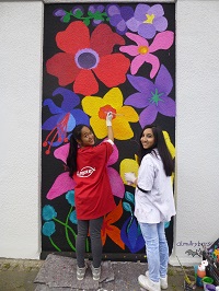 MauergalerieDessere_Maria_Wo_geht_Kunst