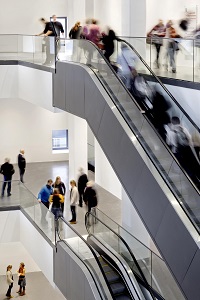 Rolltreppe im U Foto Hannes Woidich