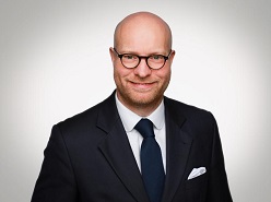 Prof. Dr. Andreas Moring  ISM