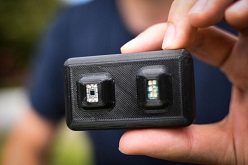 DerSensor misst den Füllstand der Blase und meldet diesen an das Smartphone.  inContAlert