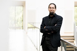 Prof. Dr. Johannes Gulden  HOST