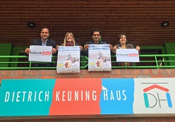 (v.li.): Levent Arslan (kommissarischer Leiter des DKH), Deniz Greschner (Multikulturelles Forum e.V.), Ali Sirin (Planerladen e.V.) und Zeynep Kartal (Multikulturelles Forum). Foto: Katrin Pinetzki / Stadt Dortmund