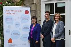 Kooperationsvertrag Unterzeichnung 04.09