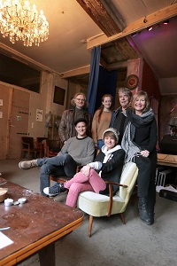 v. l. n. r.: Palo Tomko (Musiker), Sebastian 23 (Poet), Julia Hoffmann (Praktikantin), Elmar Josten (Organisator), Theresa Hahl (Poetin) und Uta Hoffmann (Malerin)Foto, Bochum Marketing GmbH, Andreas Molatta