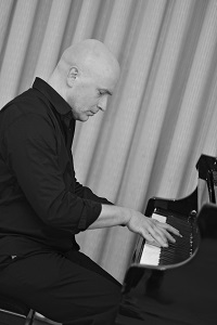  Pianist Matthias Dymke tritt im Planetarium auf Foto Matthias Dymke