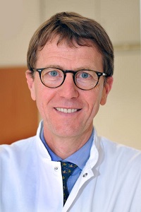 Prof. Dr. med. Heribert Schunkert, Vorstandsmitglied der Deutschen Herzstiftung, Direktor der Klinik für Erwachsenenkardiologie am Deutschen Herzzentrum München.  DHM