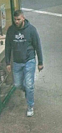 Wer kennt diesen Mann?