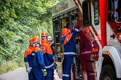 Jugendfeuerwehr bei einer Einsatzübung