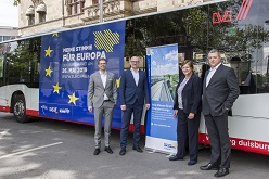 Wirtschaftsdezernent Andree Haack, Oberbürgermeister Sören Link, Karola Geiß-Netthöfel (Regionaldirektorin RVR)  und Marcus Wittig (Vorstandsvorsitzender DVG)