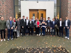 Das Team des Projekts EDNA möchte gemeinsam Prozesse digitalisieren und nachhaltige Lösungen für Produktion und Logistik aufzeigen. Krone