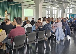 Dr. Martin Fischer referiert über akustische Anforderungen bei der Fahrwerksentwicklung  Christina Nolte  EAH Jena