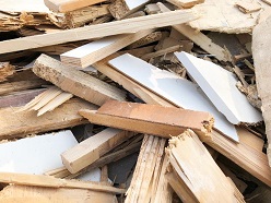 Aus Holzabfällen sollen im Projekt H2Wood – BlackForest Biowasserstoff und biobasierte Koppelprodukte entstehen.  Jochen Weiblen  © Leins Aktenvernichtungs GmbH